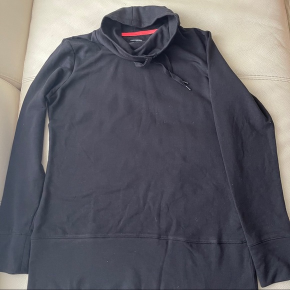 Cuddl Duds Tops - Women’s top size medium